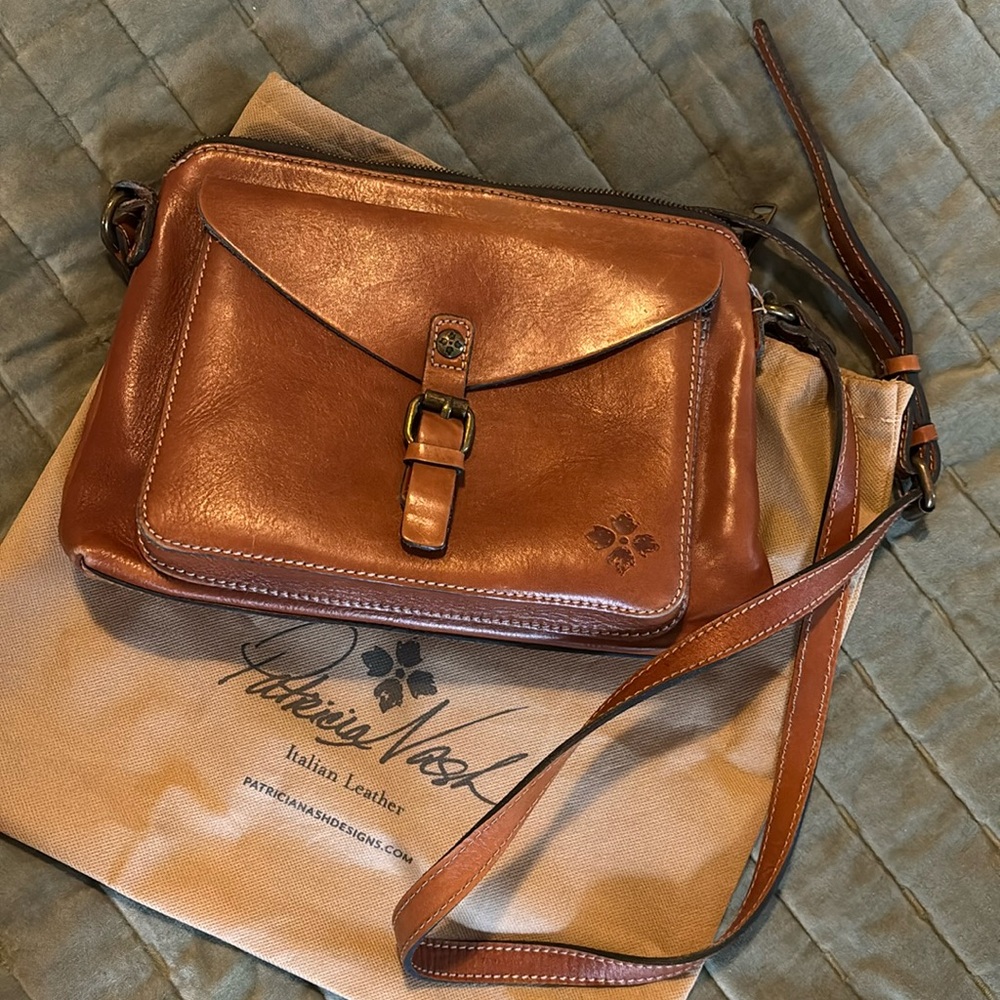 Patricia Nash Avellino Crossbody